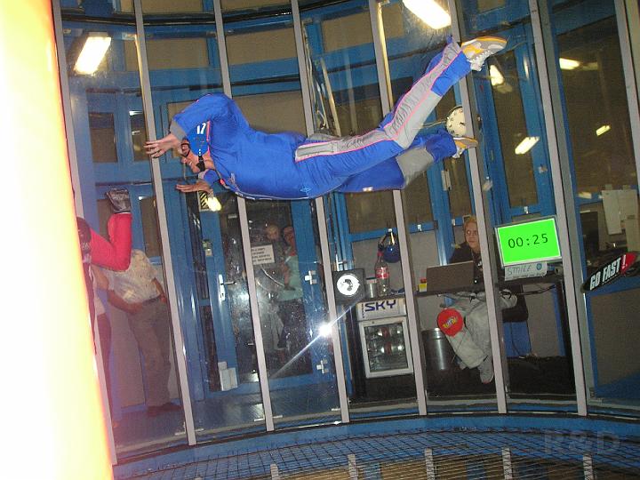 Indoor Skydive 12 augustus 2007 (23).JPG
